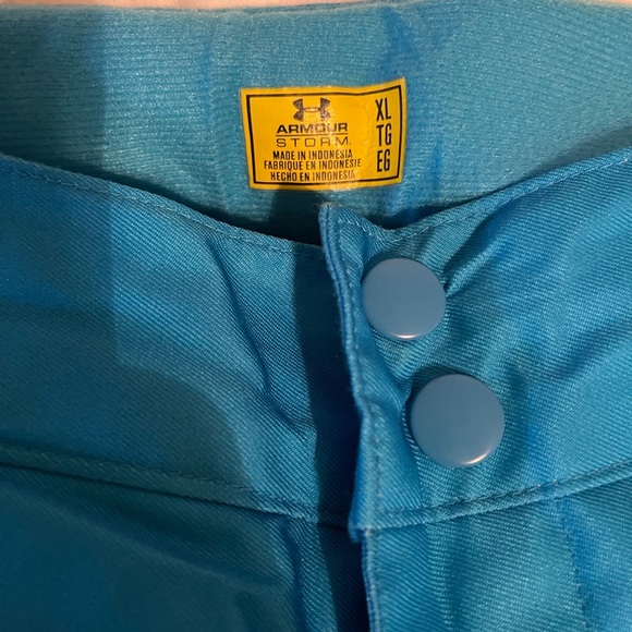 Gently used Under Armor Storm Coldgear Infared Fader Women’s pants - Picture 5 of 8